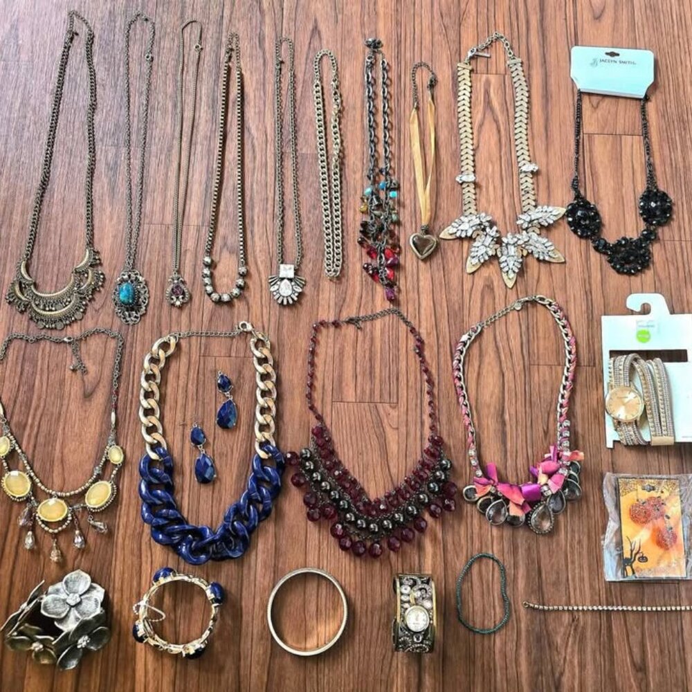 Necklace, Bracelet, Earring & Watch Bundle of Maurices Vanity Avon No Boundaries